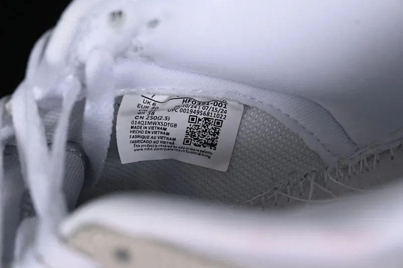 All categories Nk SB Dunk series Nk SB Dunk Low low-top sneakers Nk Dunk Low "Silver Surfer" Silver Surfer SB low-top casual sneakers HF0391-001